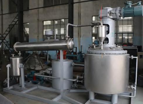 Vacuum vertical stirring dryer