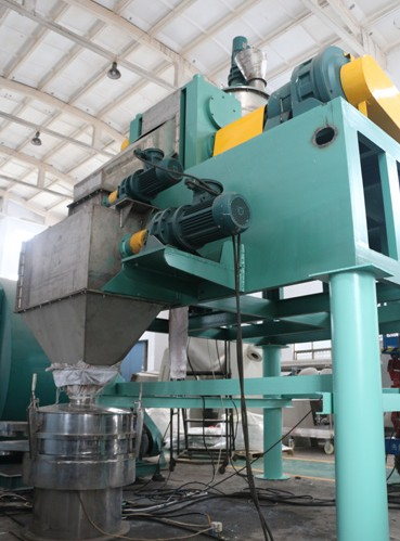 Dry Rolling Granulator
