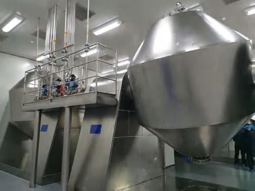 rotating double-cone vacuum dryer