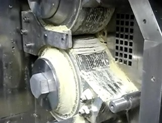 Dry Rolling Granulator 2